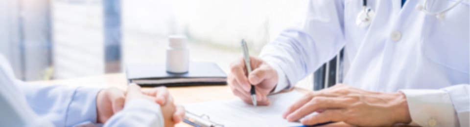 ​診察業務等を​担う​提携クリニックの​ご紹介が​可能